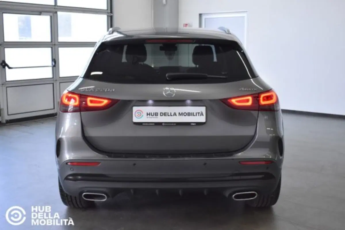 Mercedes-Benz GLA SUV usata a Perugia (5)