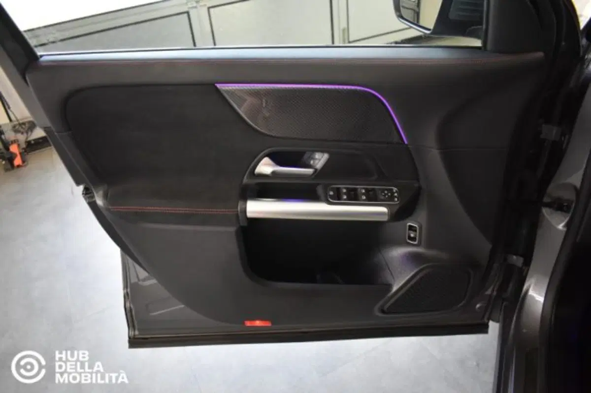 Mercedes-Benz GLA SUV usata a Perugia (7)