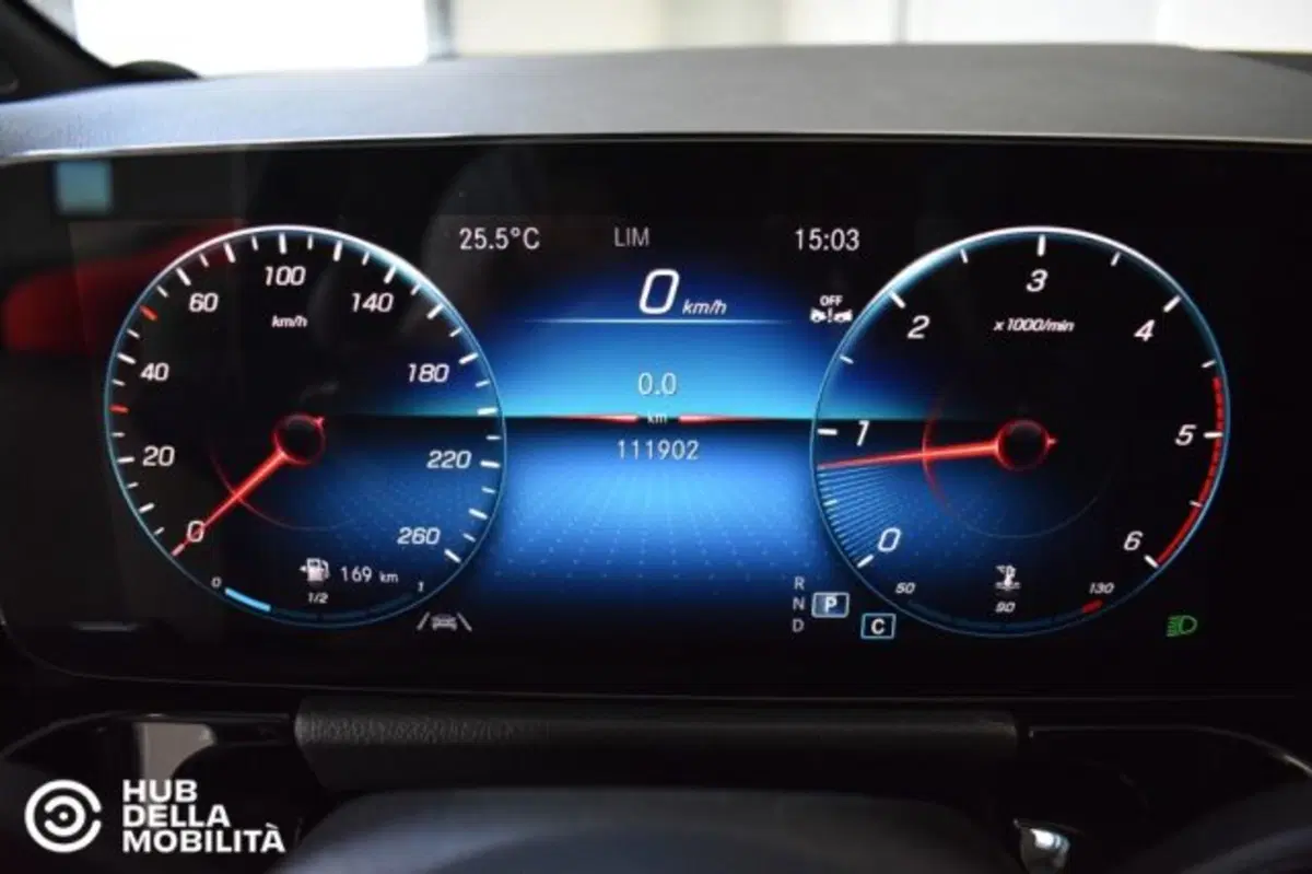 Mercedes-Benz GLA SUV usata a Perugia (8)
