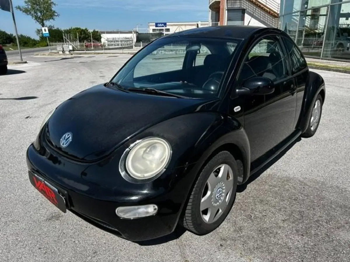 Volkswagen New Beetle usata a Cuneo (19)