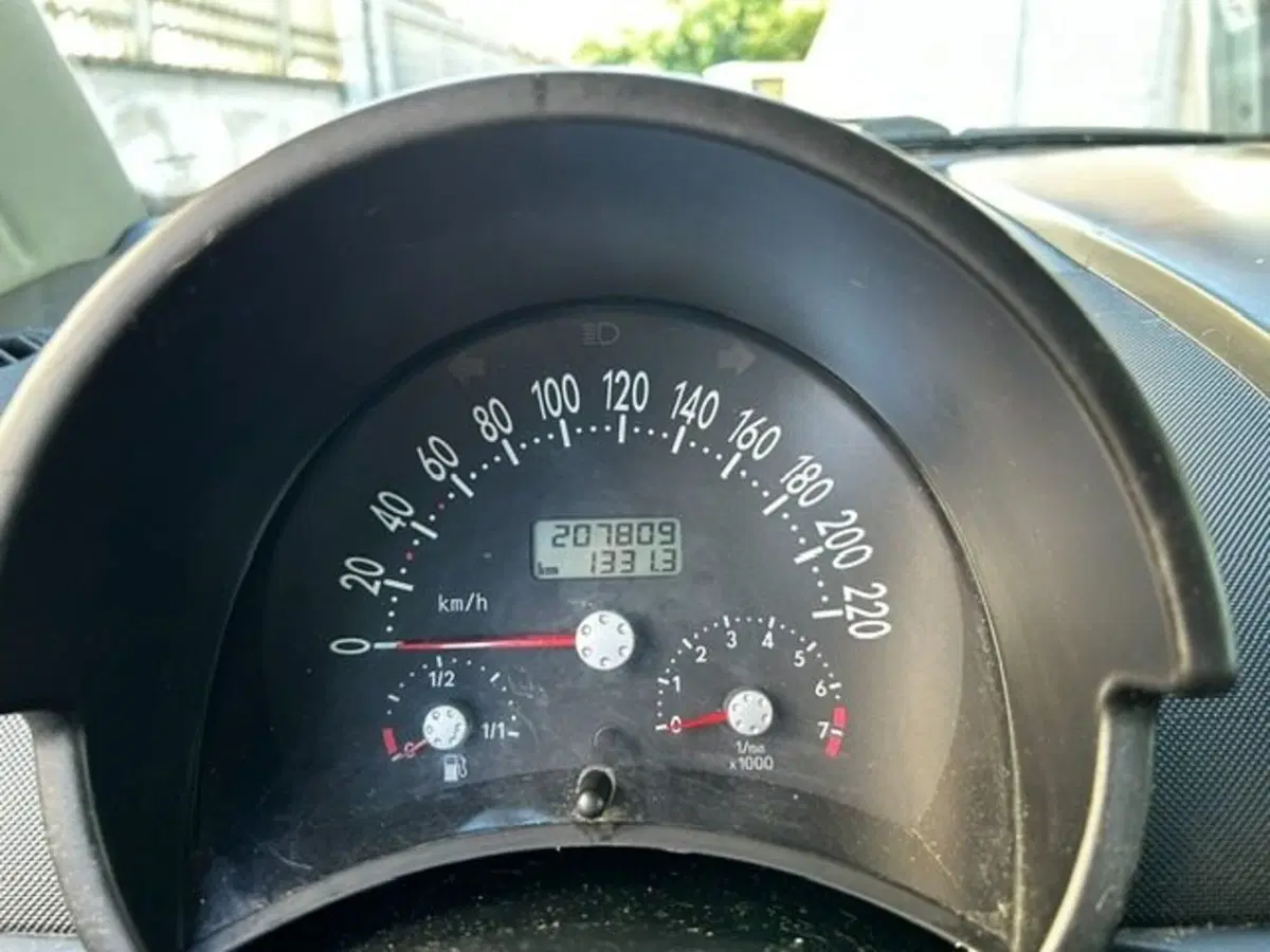 Volkswagen New Beetle usata a Cuneo (9)