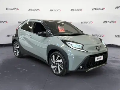 Toyota Aygo X 1.0 Lounge Air 72cv s-cvt del 2024 usata a Verona