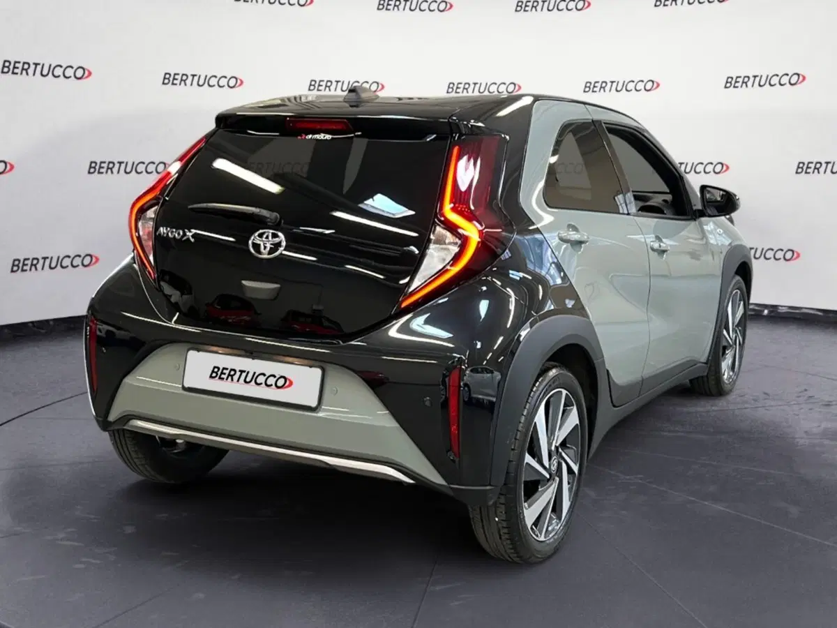 Toyota Aygo X usata a Verona (6)