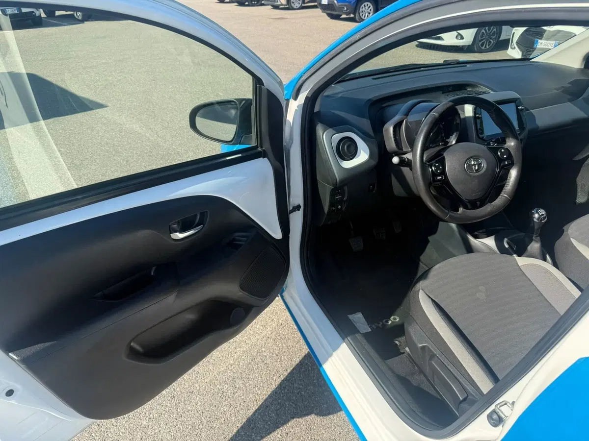 Toyota Aygo usata a Piacenza (9)
