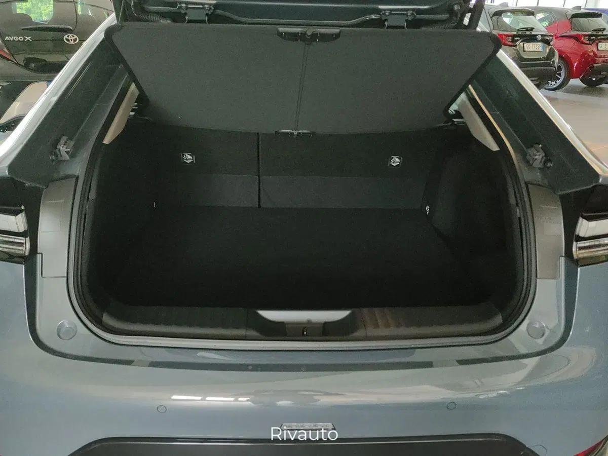Toyota Prius usata a Como (6)