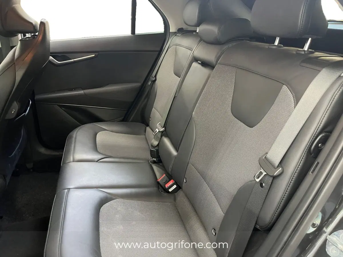 Kia Niro usata a Modena (13)