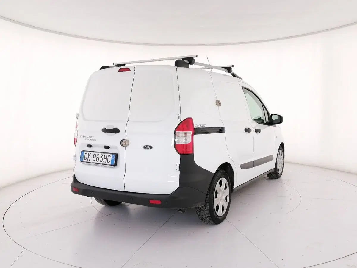 Ford Transit Courier usata a Roma (2)