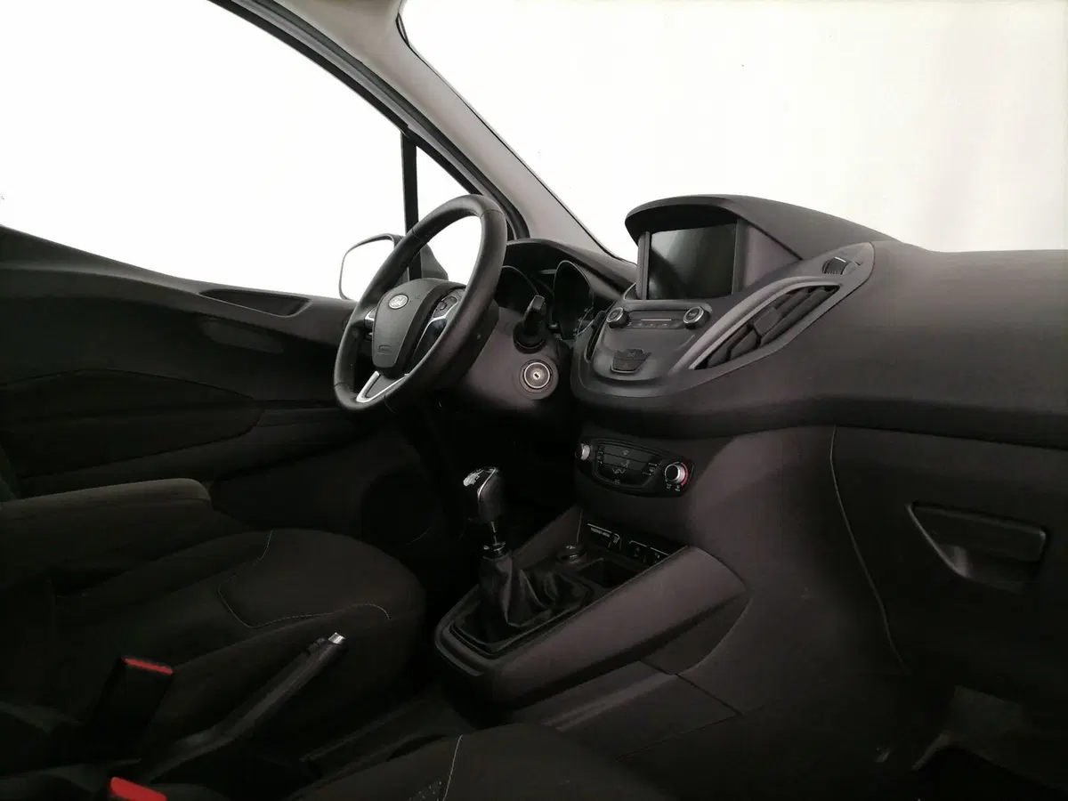 Ford Transit Courier usata a Roma (7)