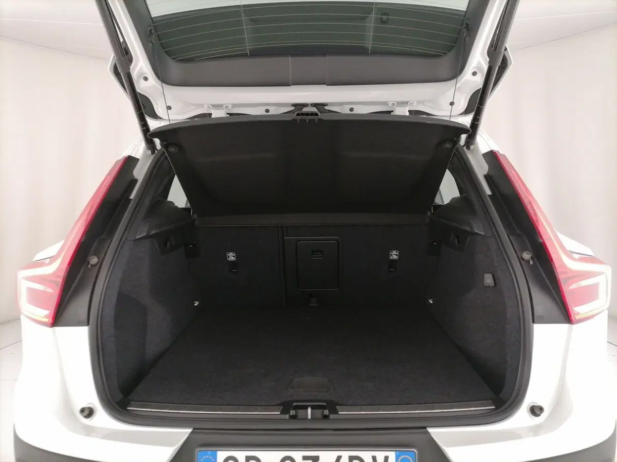 Volvo XC40 usata a Roma (10)