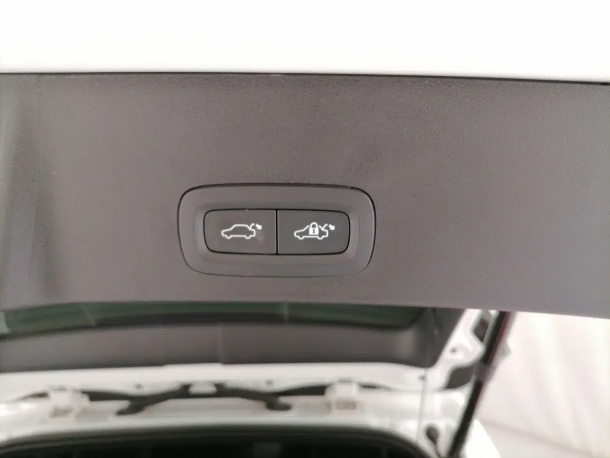 Volvo XC40 usata a Roma (11)