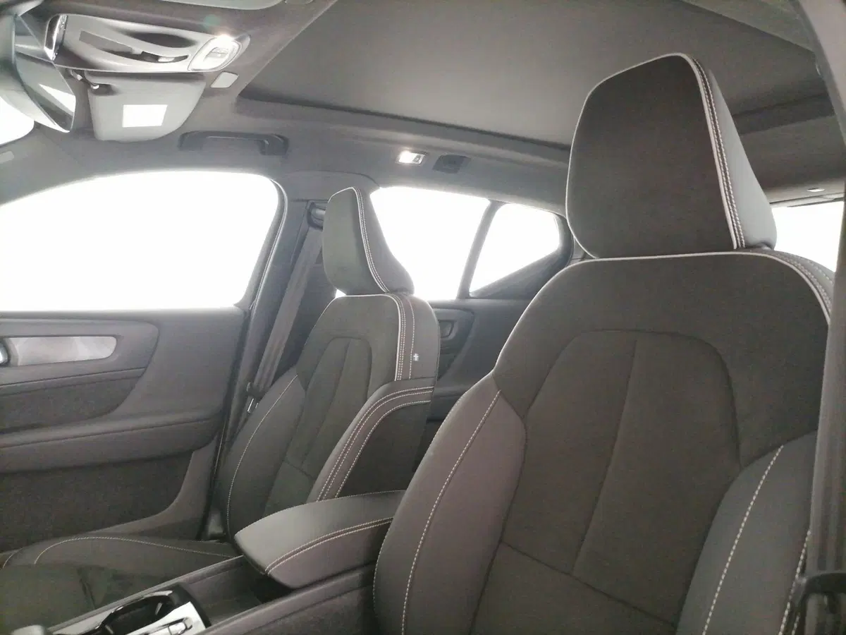 Volvo XC40 usata a Roma (13)