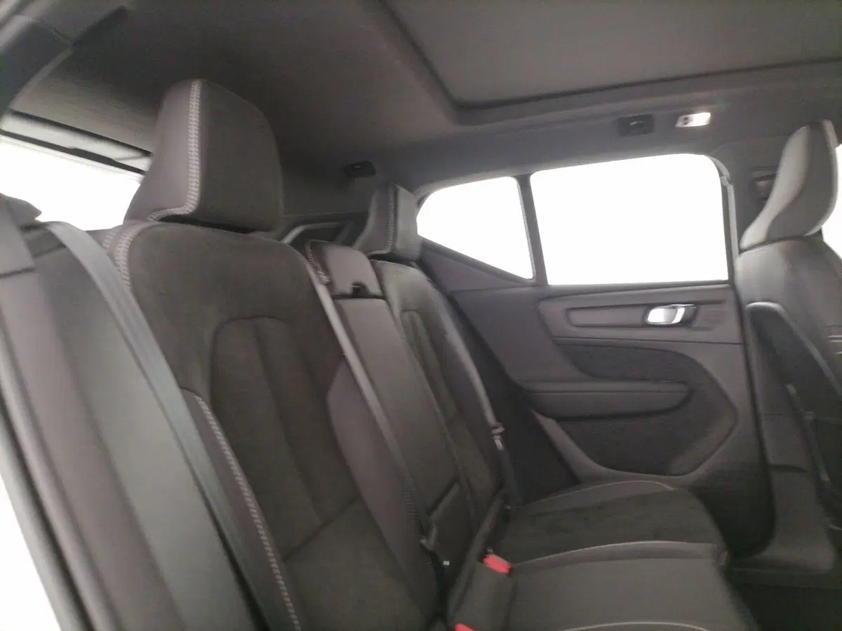 Volvo XC40 usata a Roma (8)