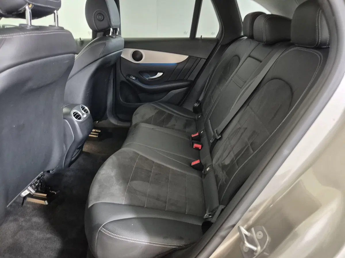 Mercedes-Benz GLC SUV usata a Alessandria (7)