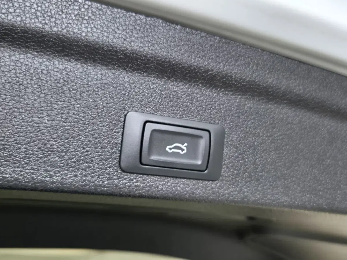 Audi Q3 Sportback usata a Torino (18)
