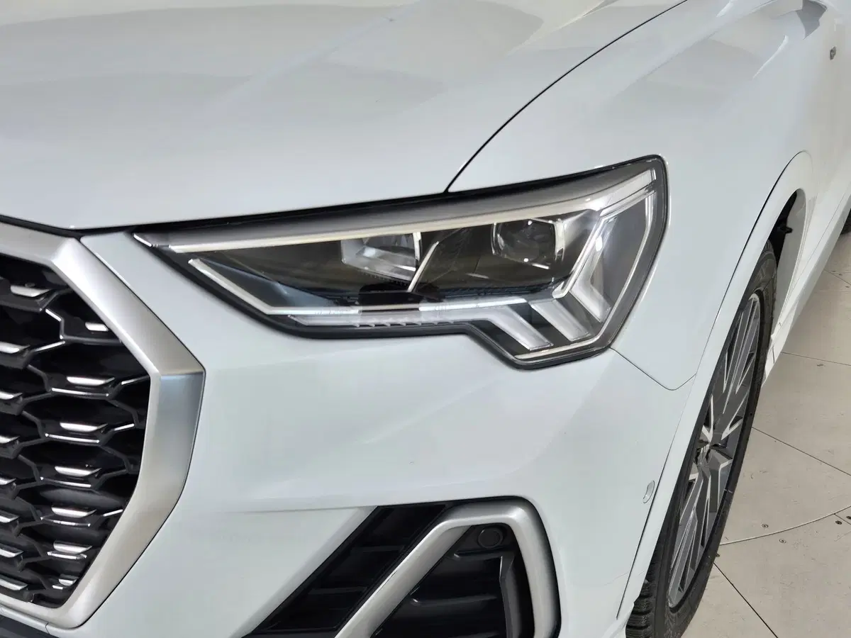 Audi Q3 Sportback usata a Torino (19)