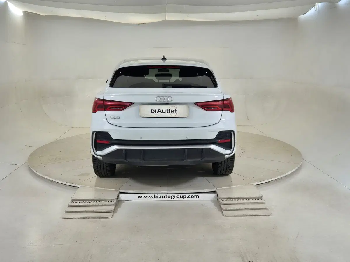 Audi Q3 Sportback usata a Torino (3)
