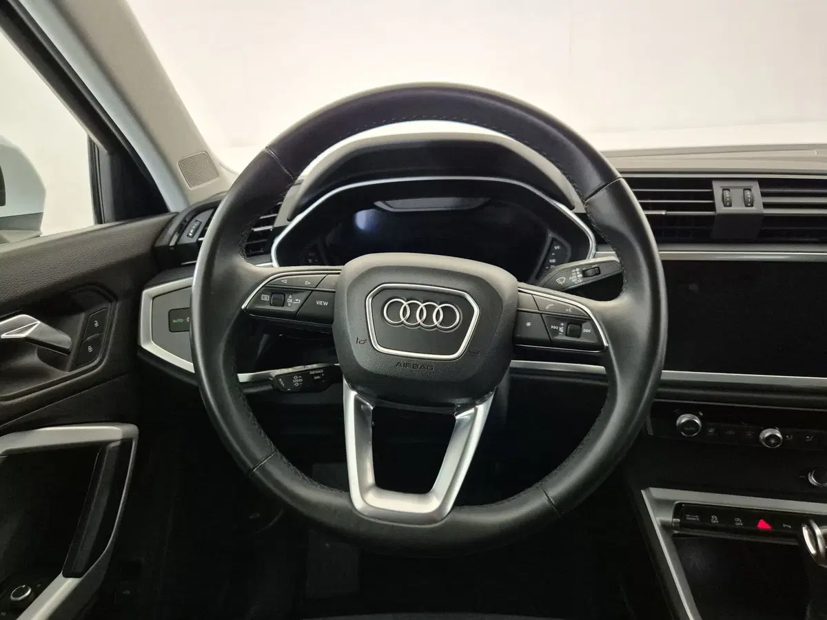 Audi Q3 Sportback usata a Torino (9)