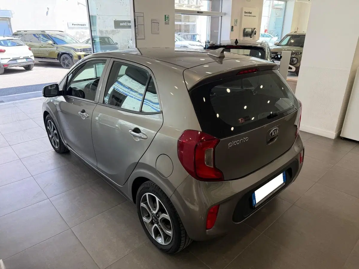 Kia Picanto usata a Napoli (4)