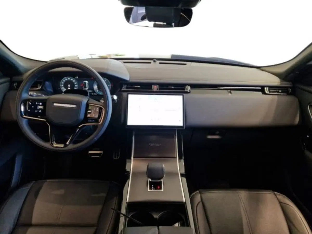 Land Rover Range Rover Velar usata a Livorno (6)