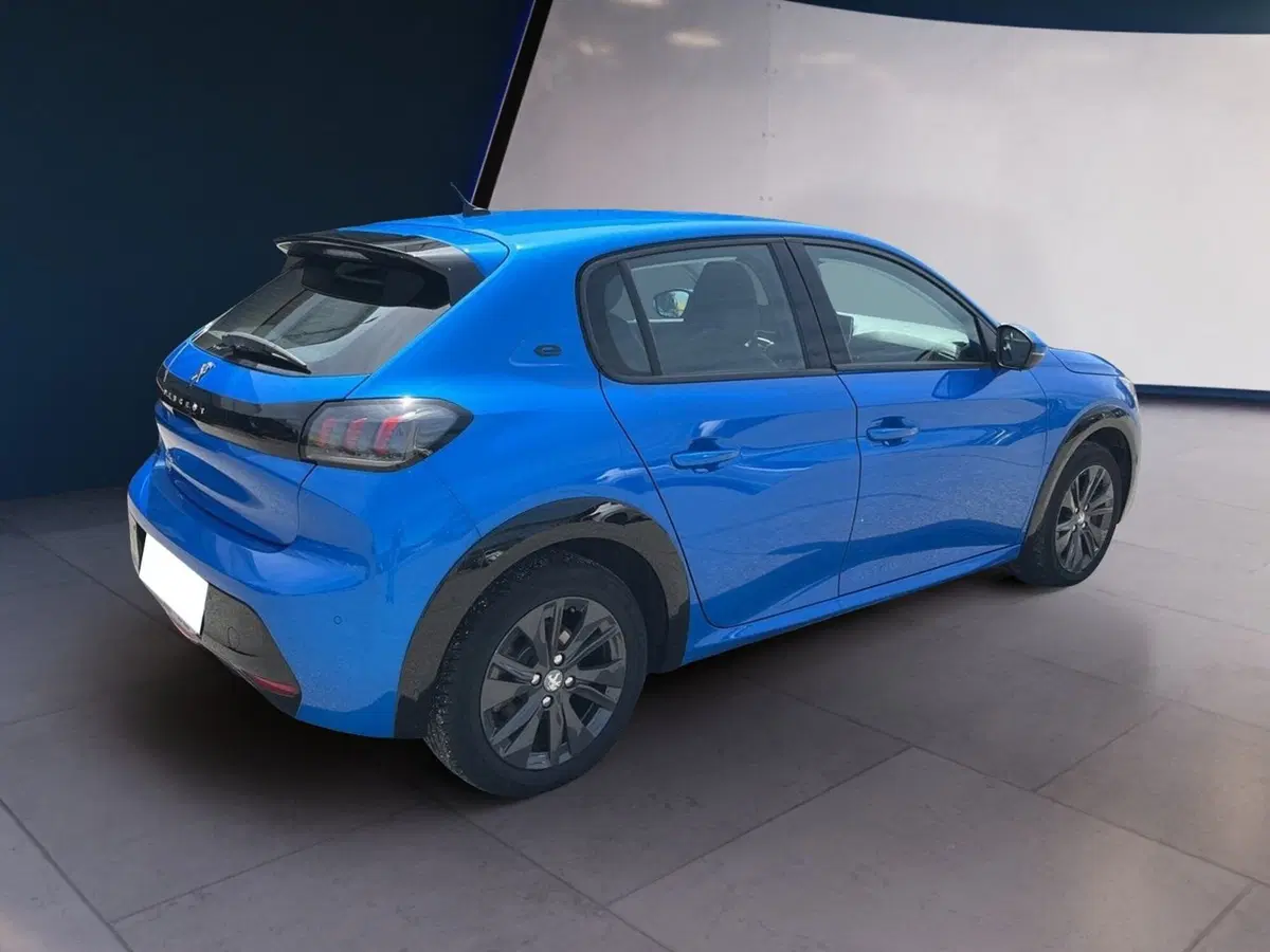 Peugeot 208 usata a Torino (4)