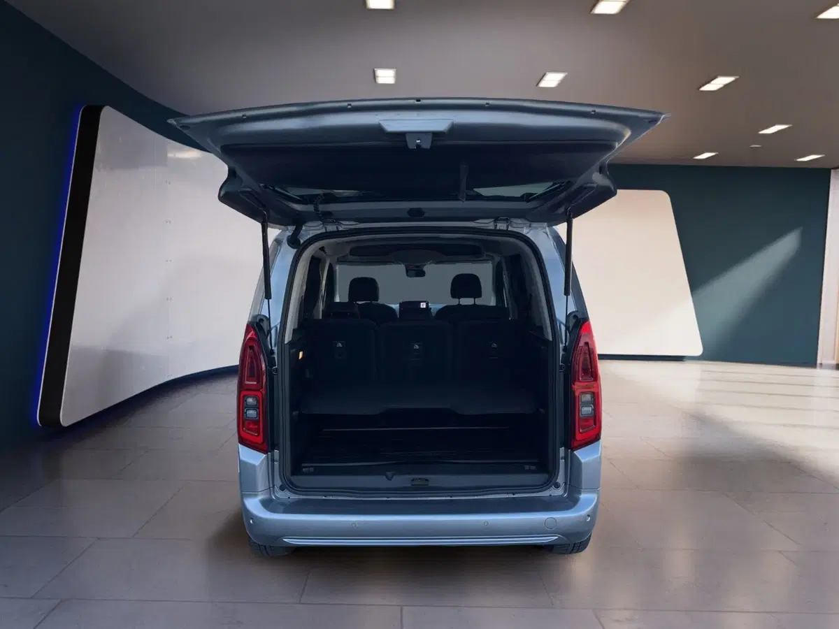 Toyota Proace City Verso usata a Torino (8)
