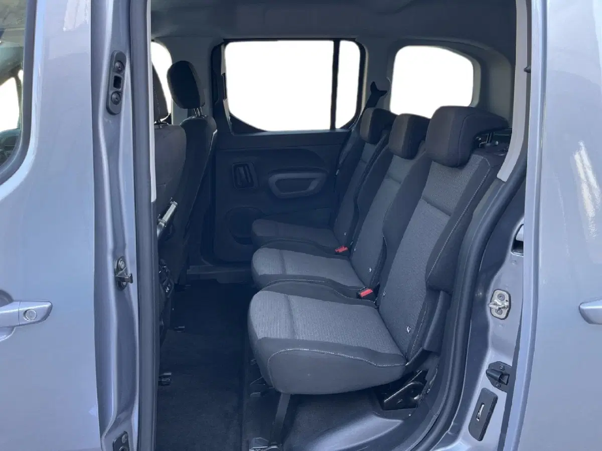 Toyota Proace City Verso usata a Torino (9)