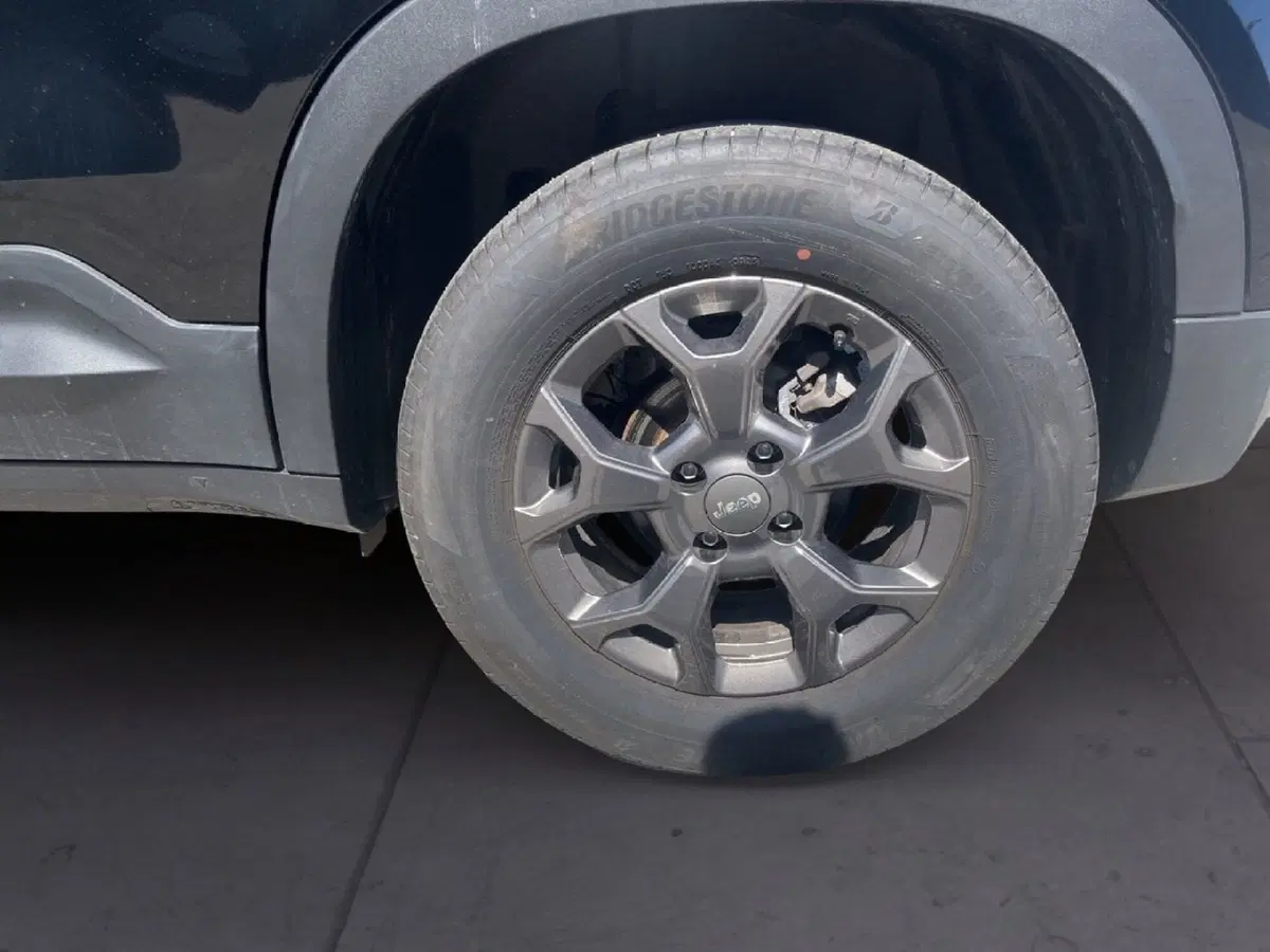 Jeep Avenger usata a Torino (7)