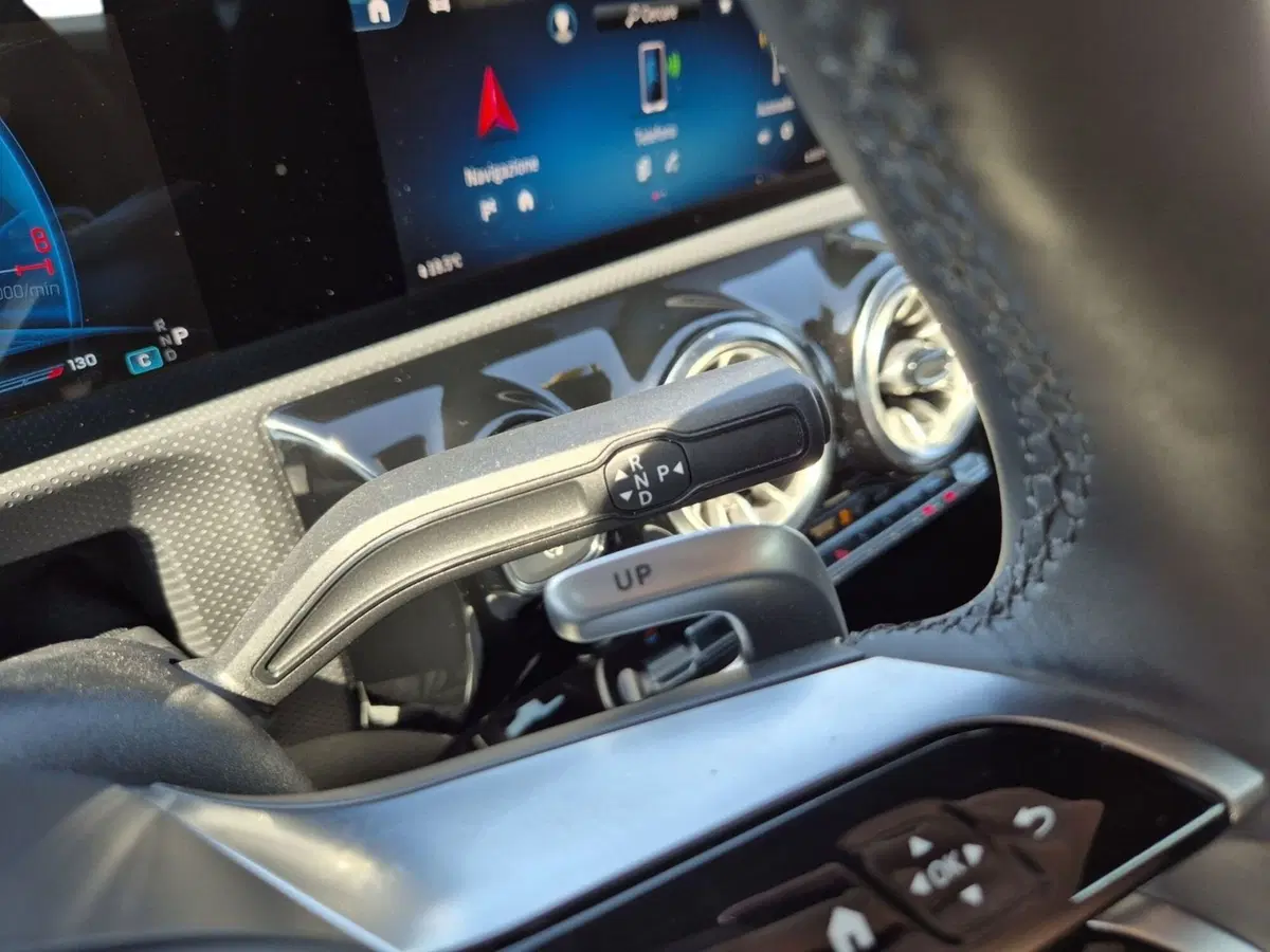 Mercedes-Benz CLA usata  (10)