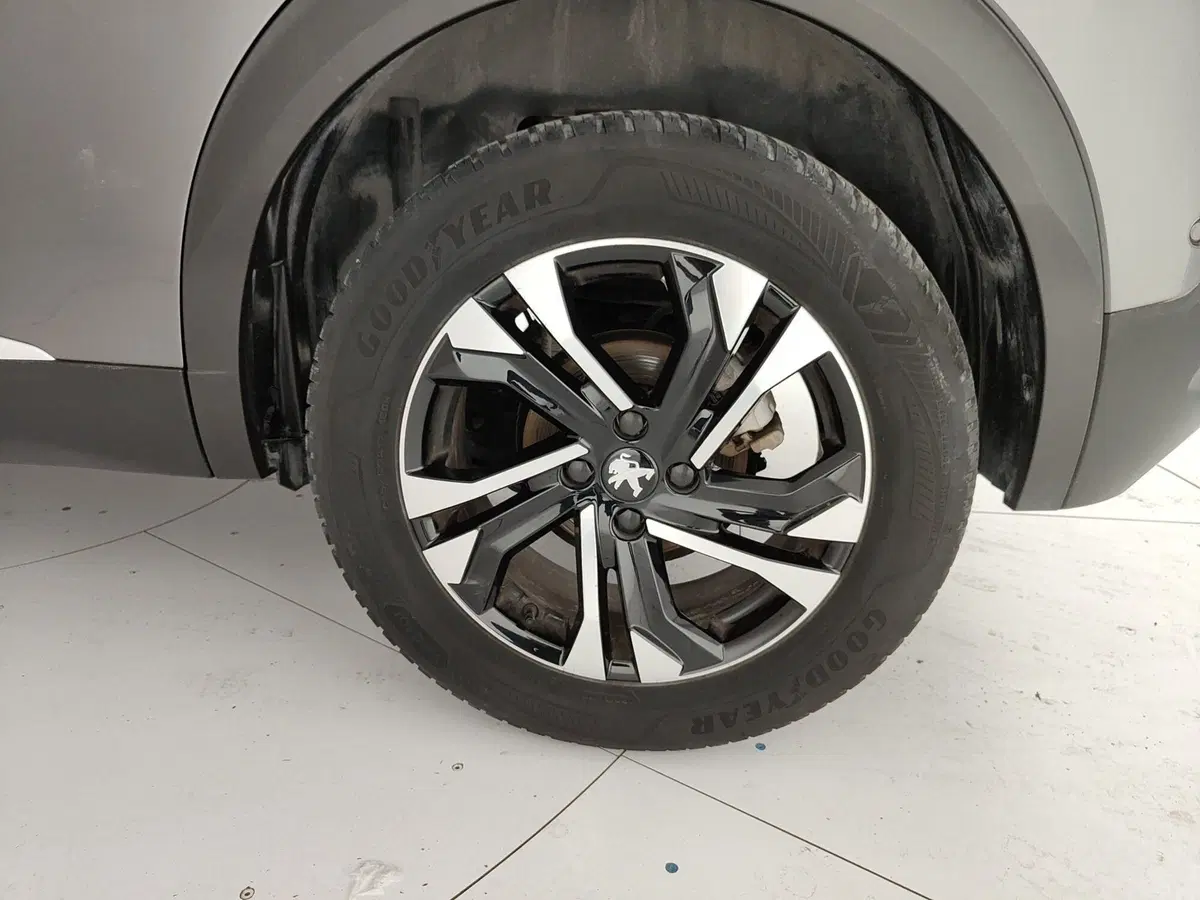 Peugeot 2008 usata a Caserta (12)