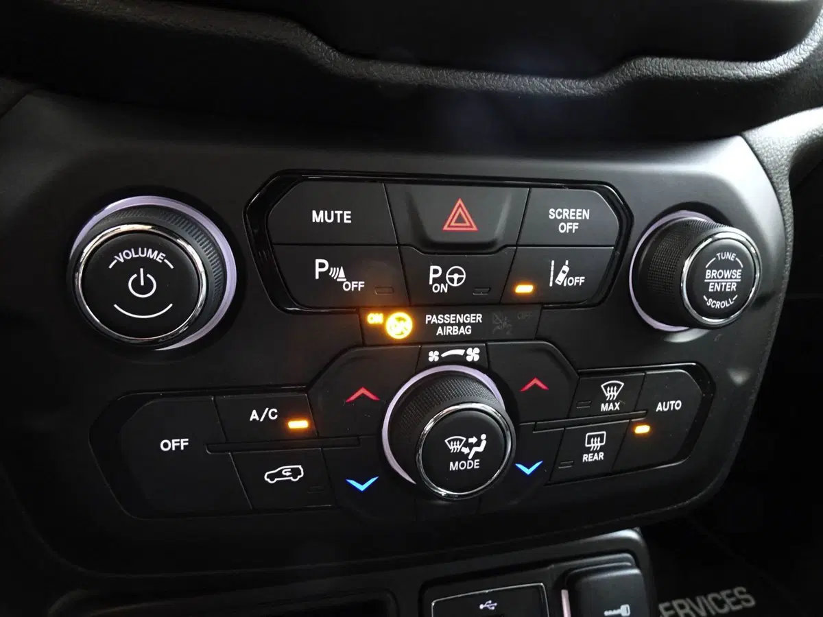 Jeep Renegade usata a Treviso (19)