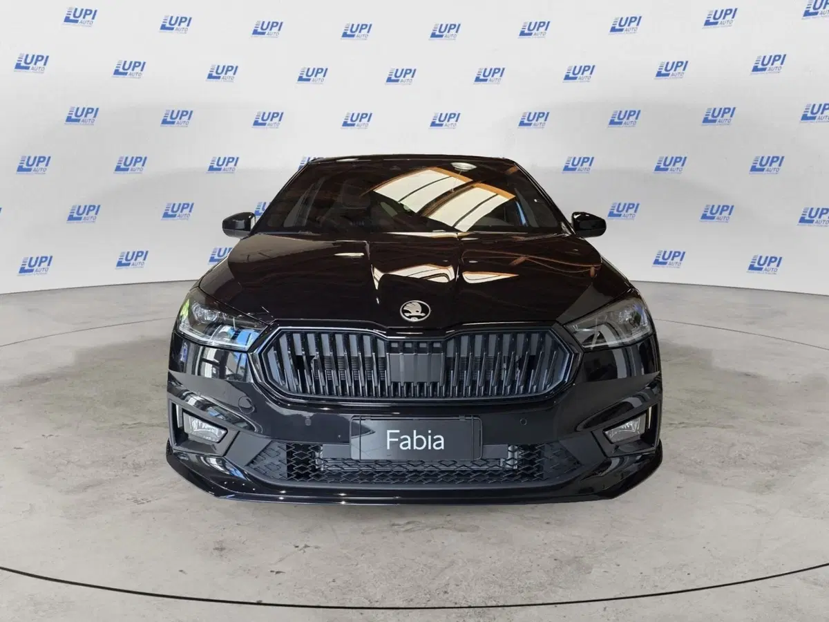 Skoda Fabia nuova a Prato (2)