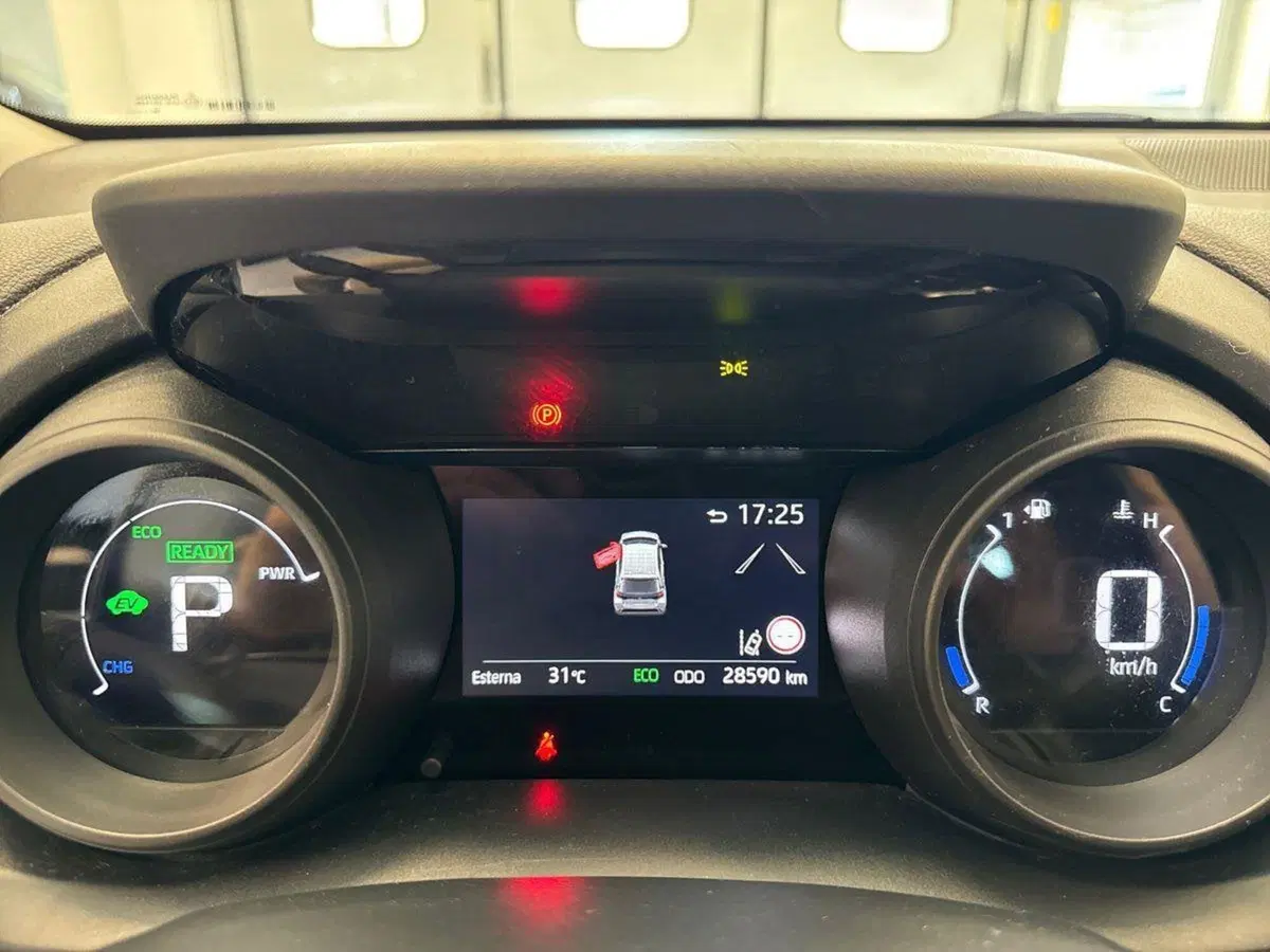 Toyota Yaris usata a Prato (14)