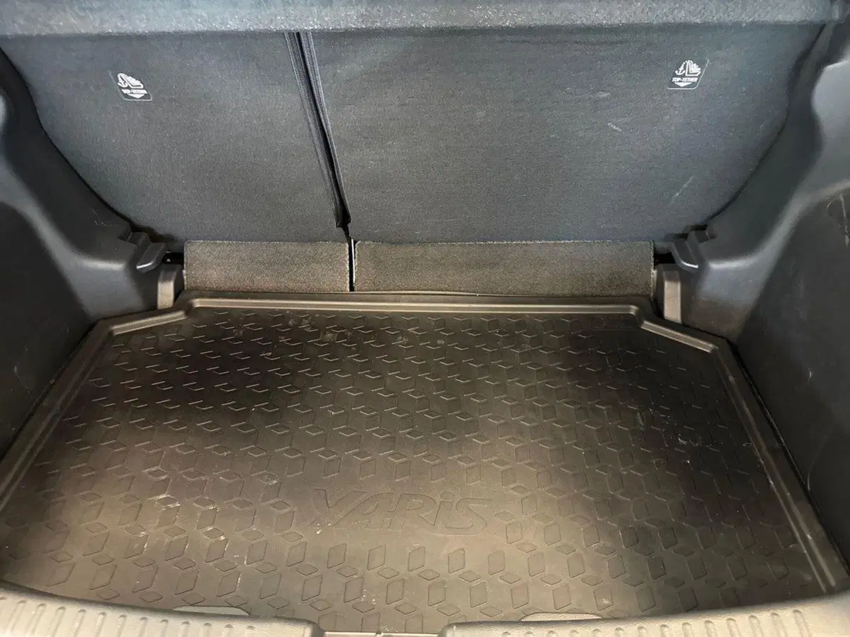 Toyota Yaris usata a Prato (16)