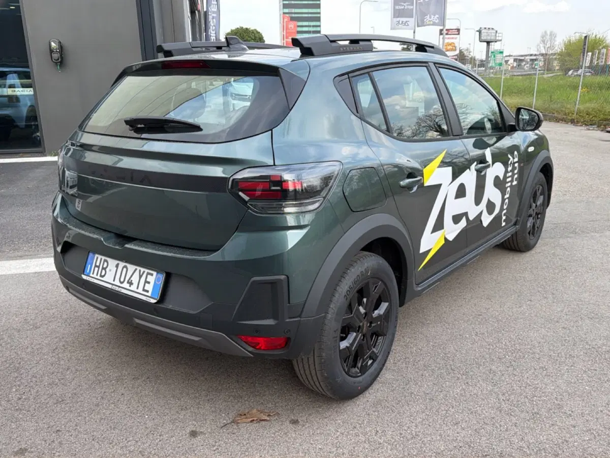 Dacia Sandero Stepway nuova a Bologna (6)