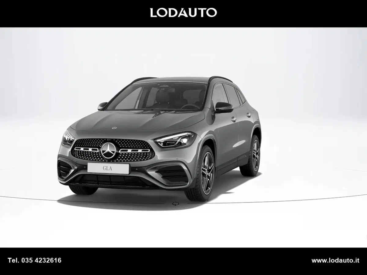 Mercedes-Benz GLA SUV nuova a Bergamo