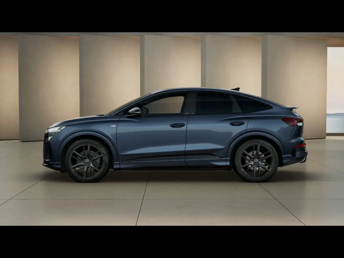 Audi Q4 Sportback nuova a Pisa (2)
