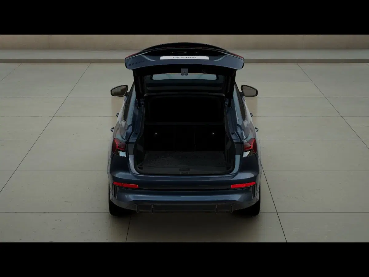 Audi Q4 Sportback nuova a Pisa (5)