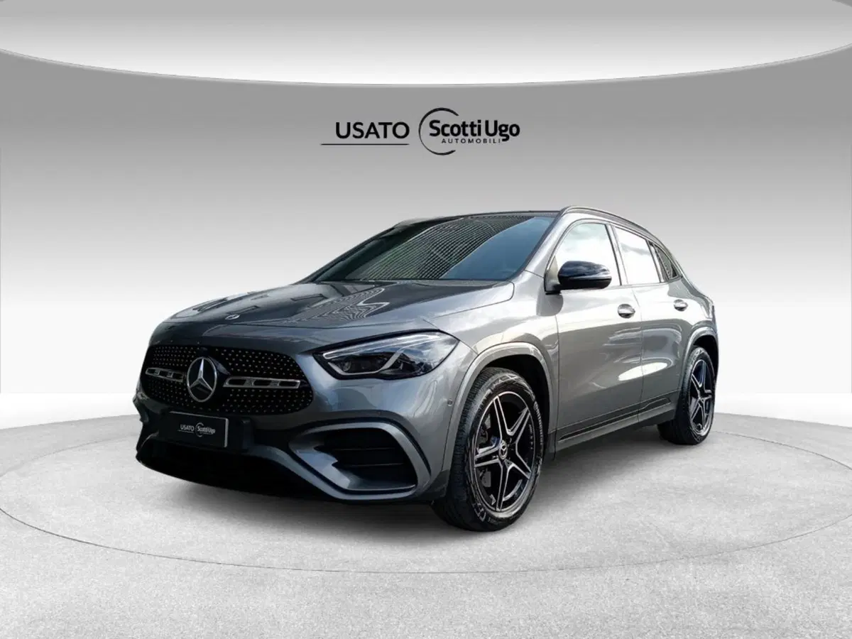 Mercedes-Benz GLA SUV usata a Firenze