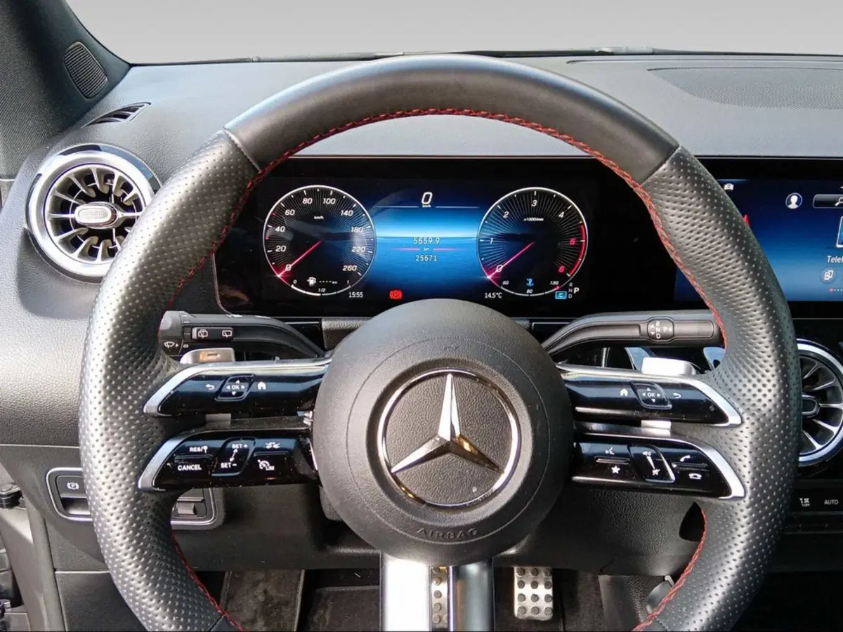 Mercedes-Benz GLA SUV usata a Firenze (10)
