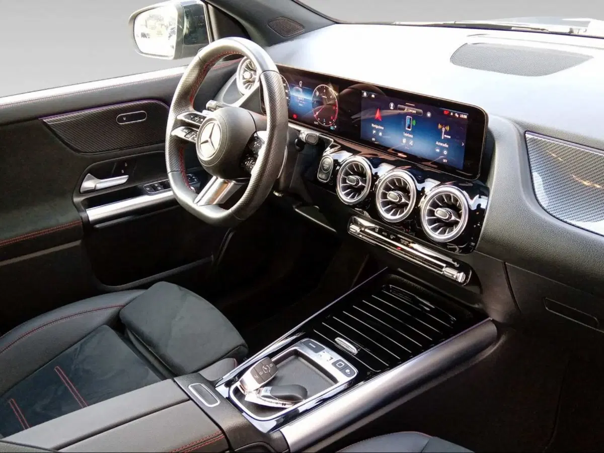 Mercedes-Benz GLA SUV usata a Firenze (12)