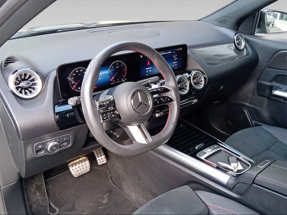 Mercedes-Benz GLA SUV usata a Firenze (9)