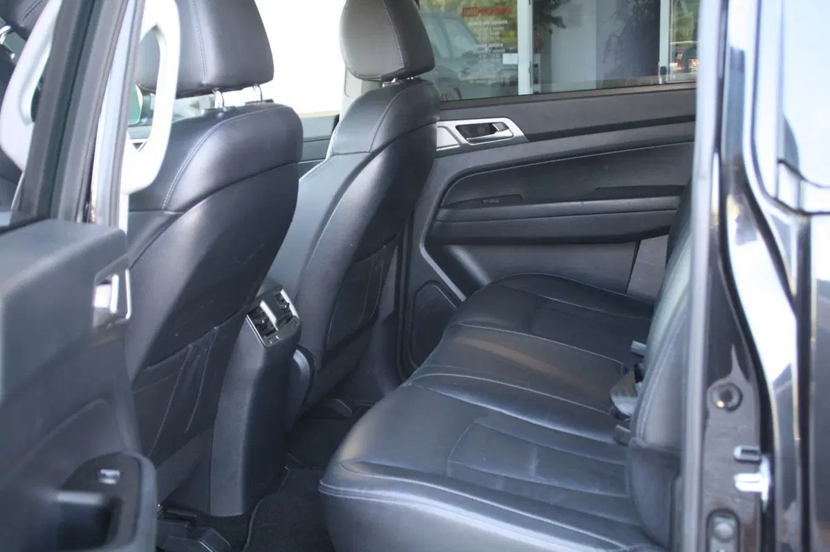 Ssangyong Rexton Sports usata a Pordenone (6)