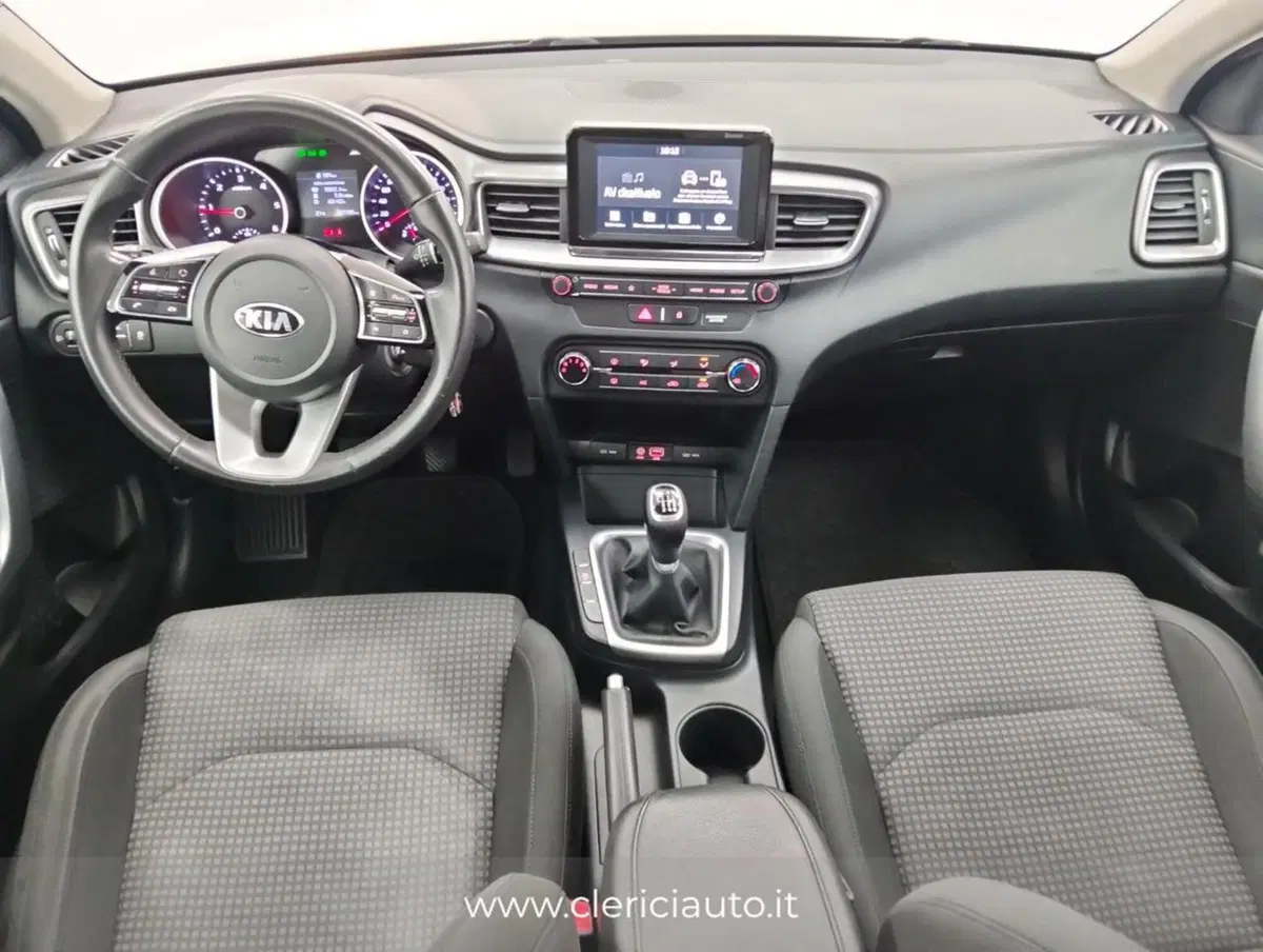 Kia Ceed Sport Wagon usata a Como (4)
