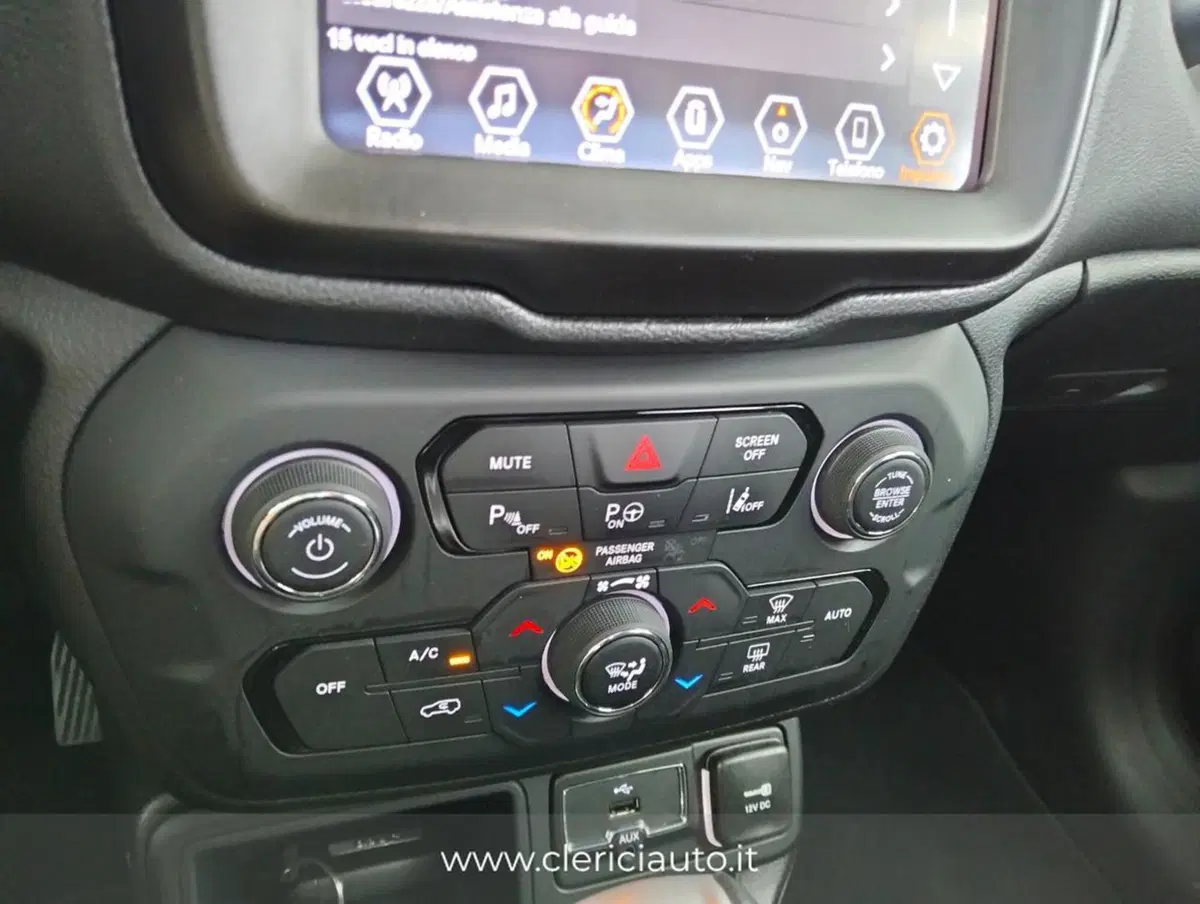Jeep Renegade usata a Como (19)