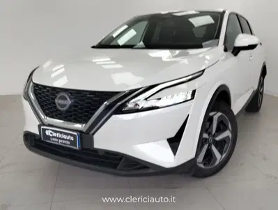 Nissan Qashqai 1.3 mhev N-Connecta 2wd 140cv del 2023 usata a Lurate Caccivio