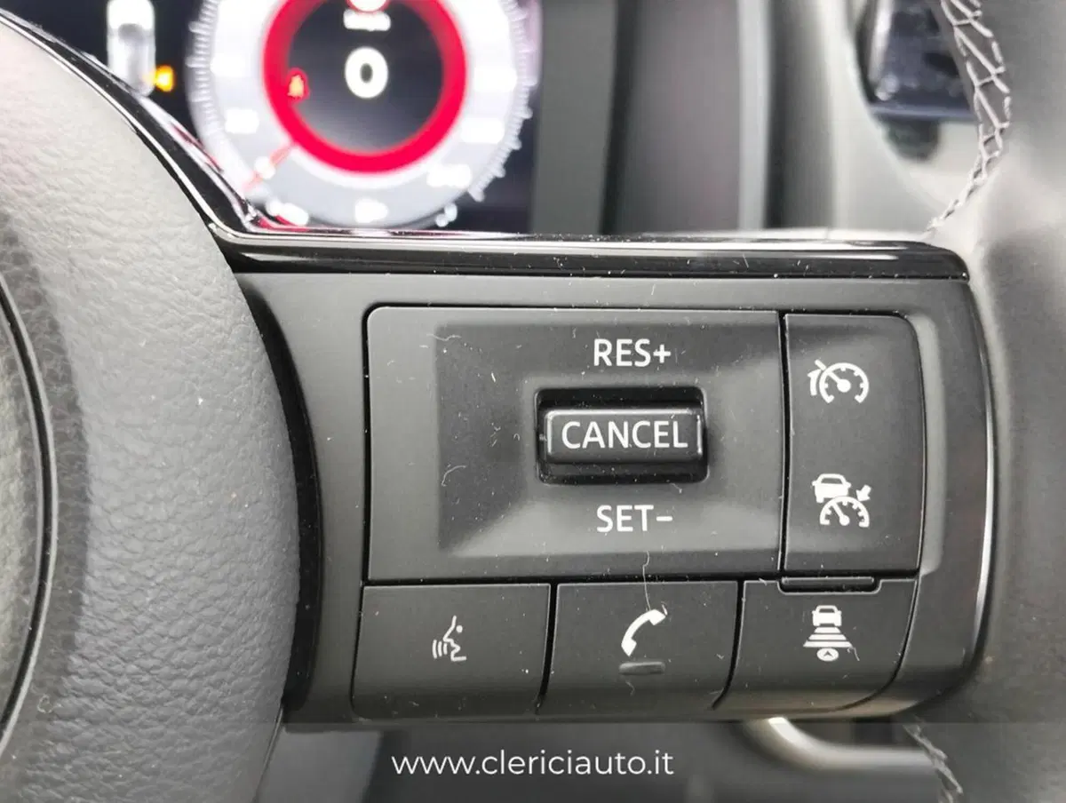 Nissan Qashqai usata a Como (11)