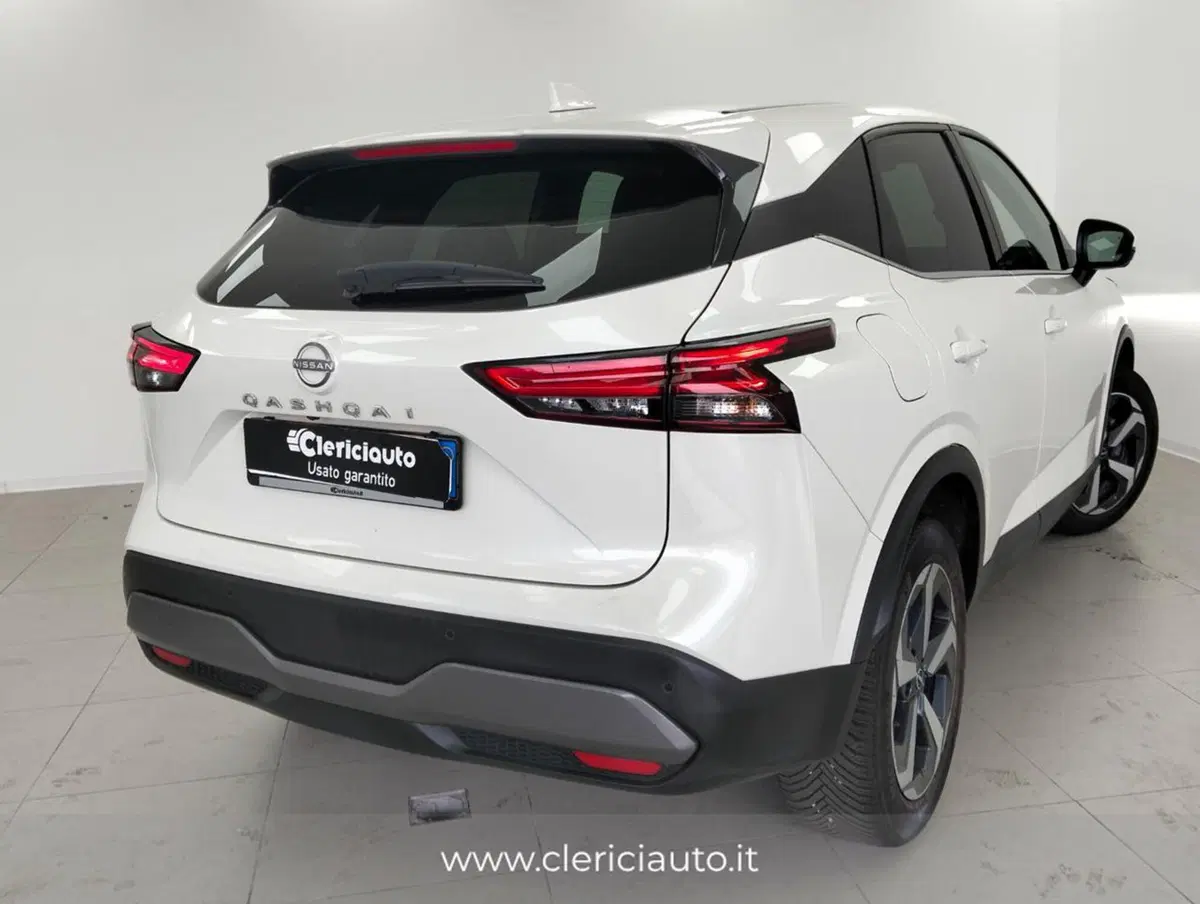 Nissan Qashqai usata a Como (2)