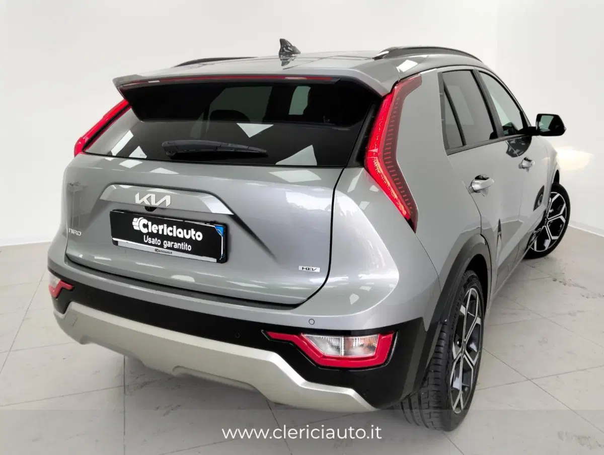 Kia Niro usata a Como (2)