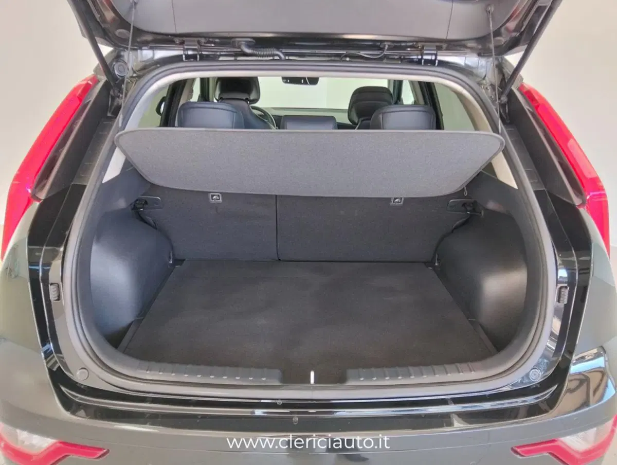 Kia Niro usata a Como (17)