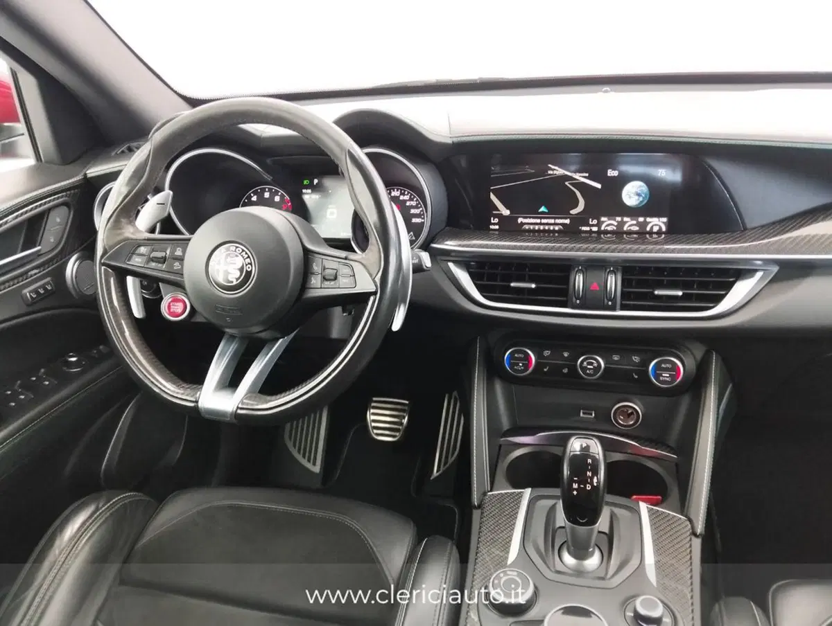 Alfa Romeo Stelvio usata a Como (11)